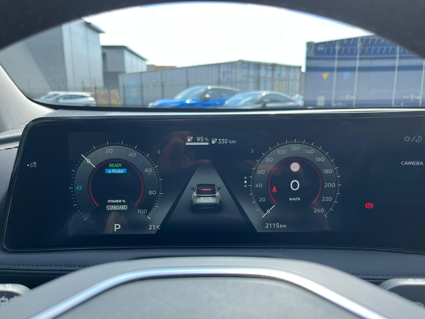 Nissan Nissan