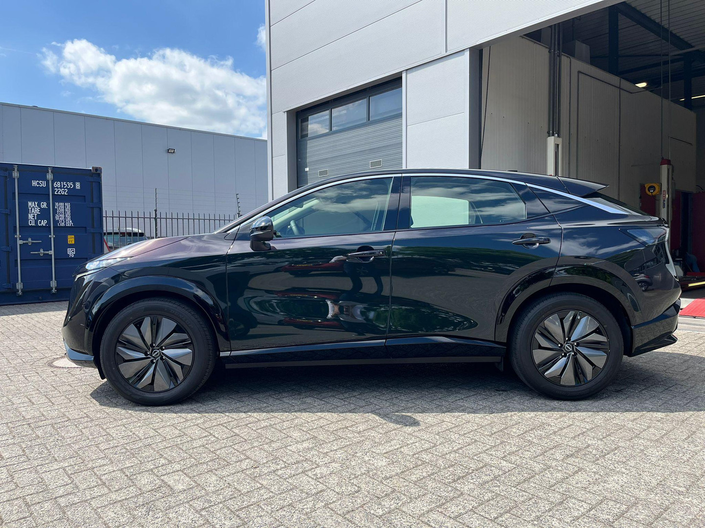 Nissan Nissan
