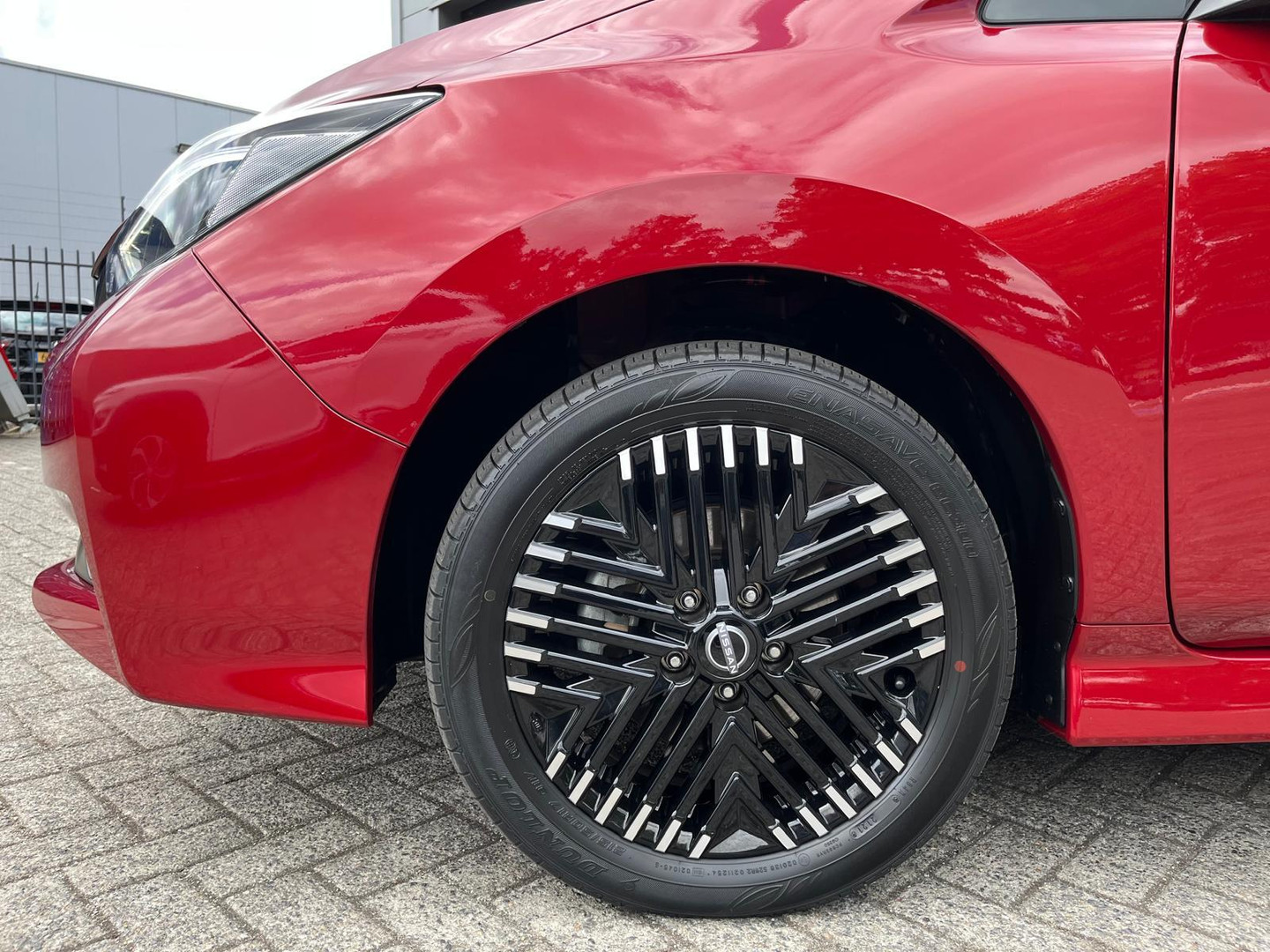 Nissan Nissan