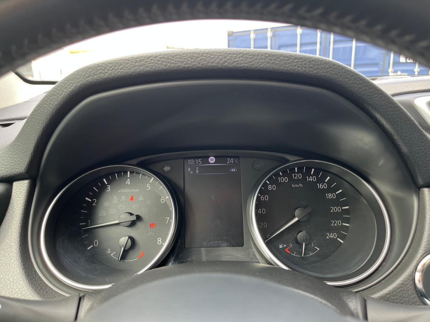 Nissan Nissan