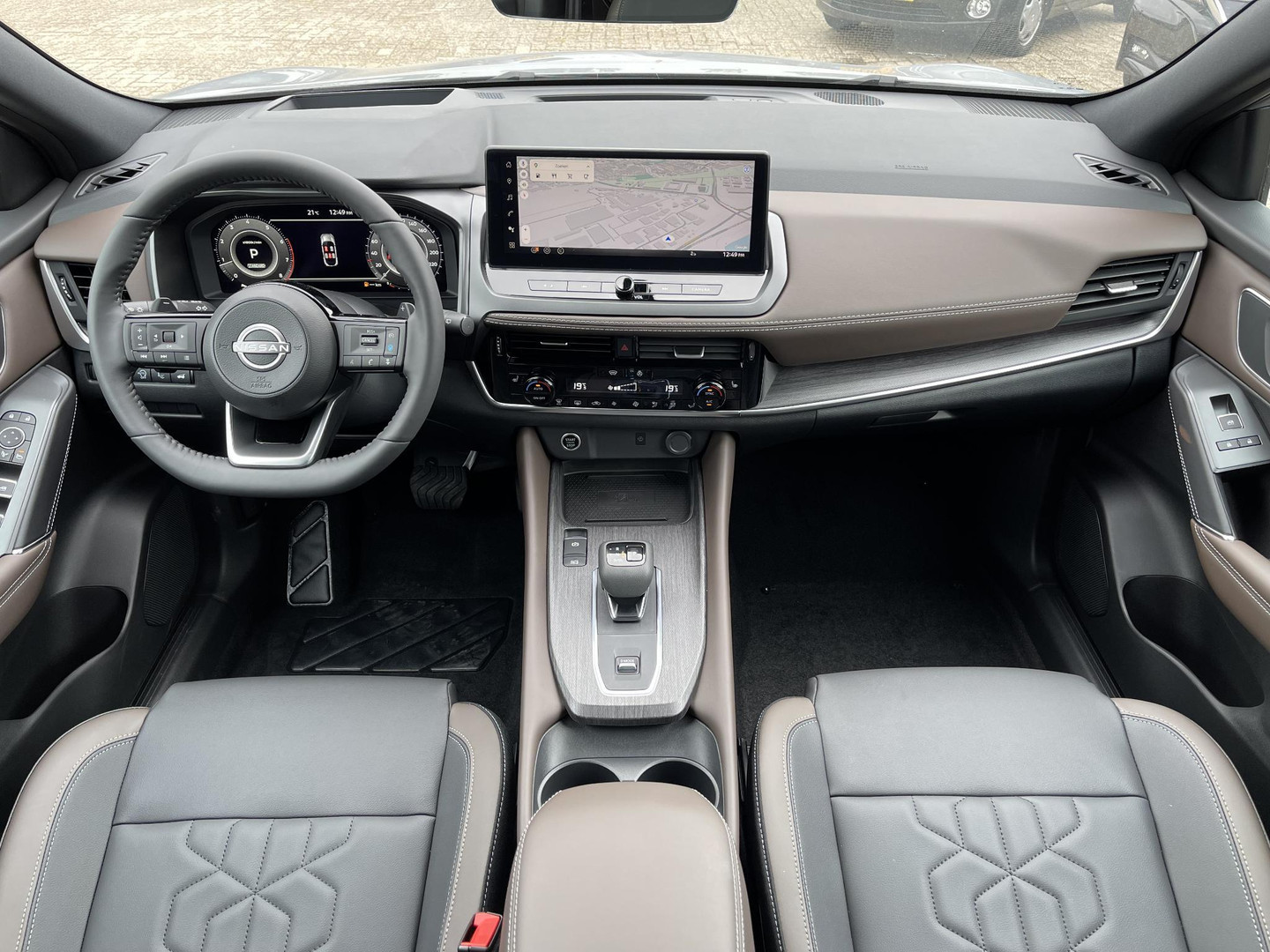 Nissan Nissan