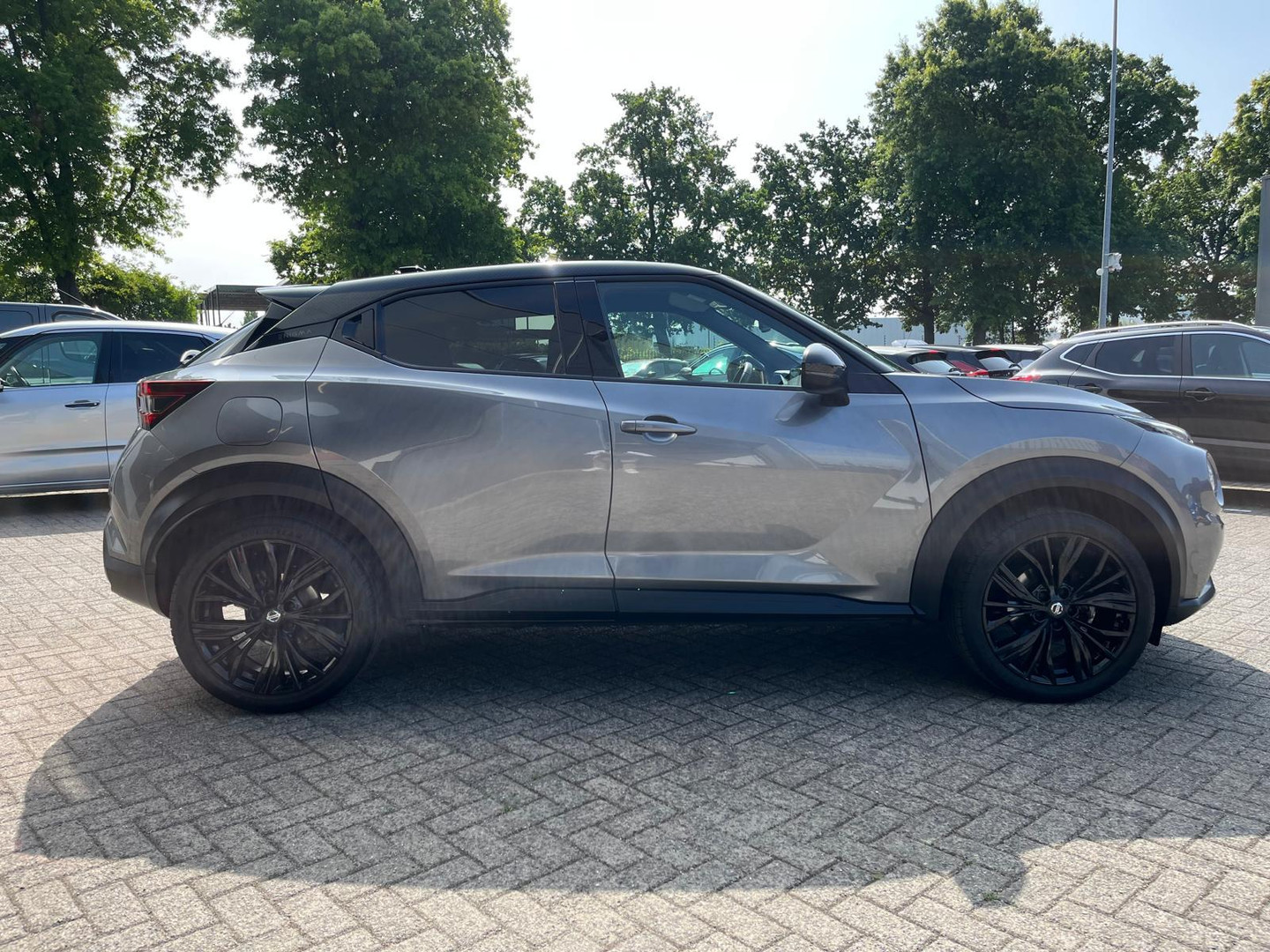 Nissan Nissan