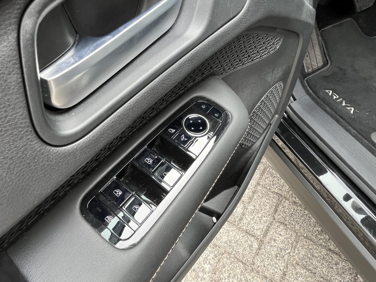 Nissan Nissan