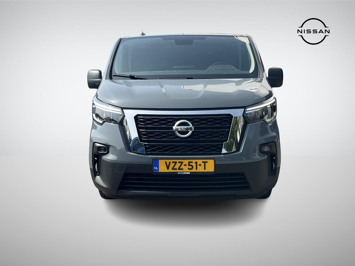 Nissan Nissan