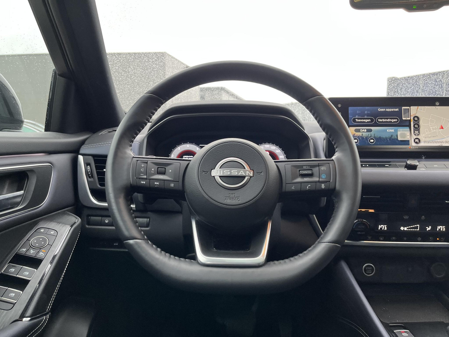 Nissan Nissan