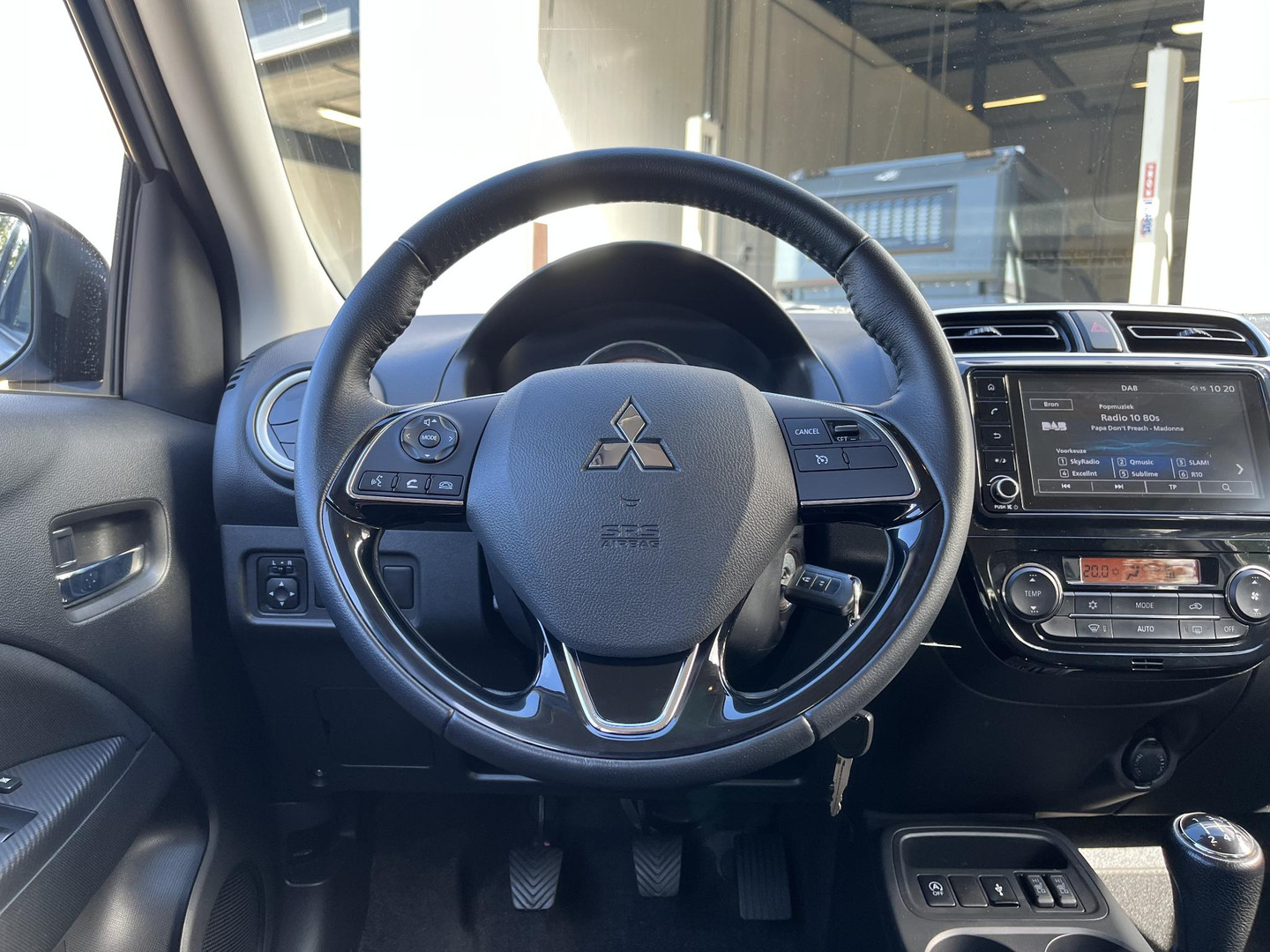 Mitsubishi Mitsubishi