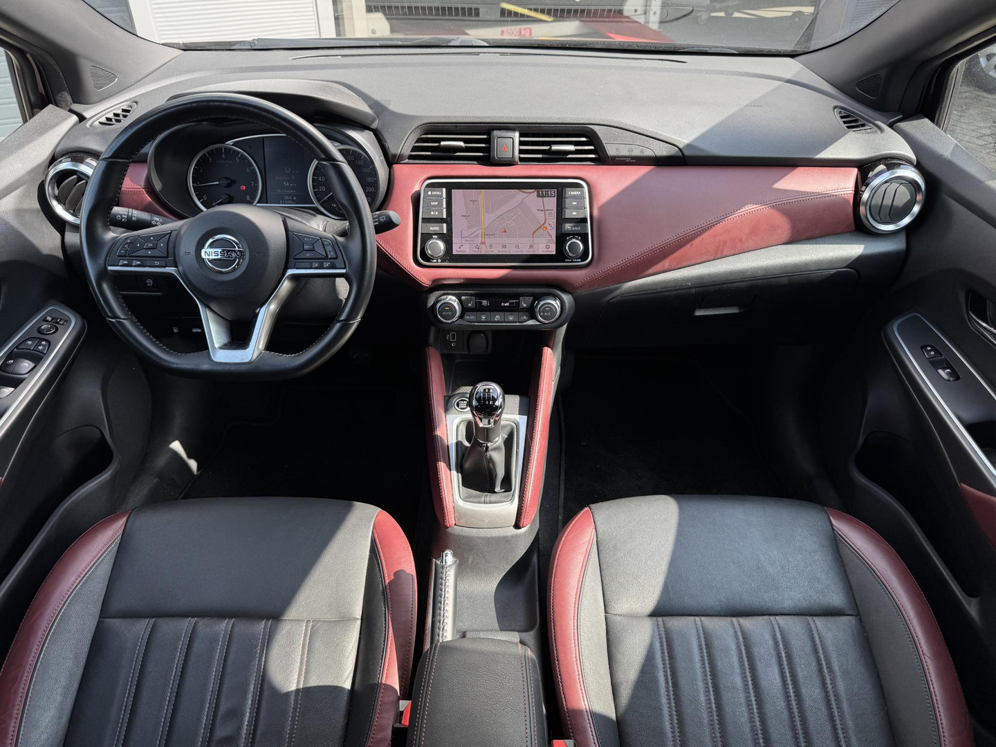 Nissan Nissan