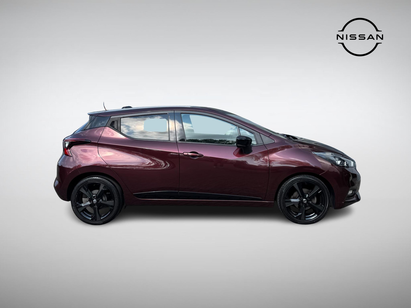 Nissan Nissan