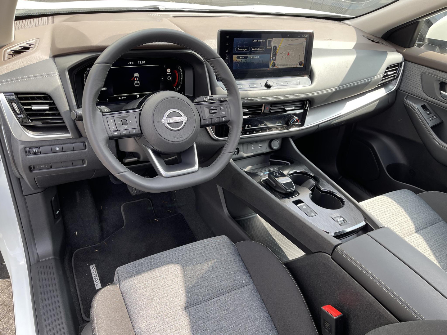 Nissan Nissan