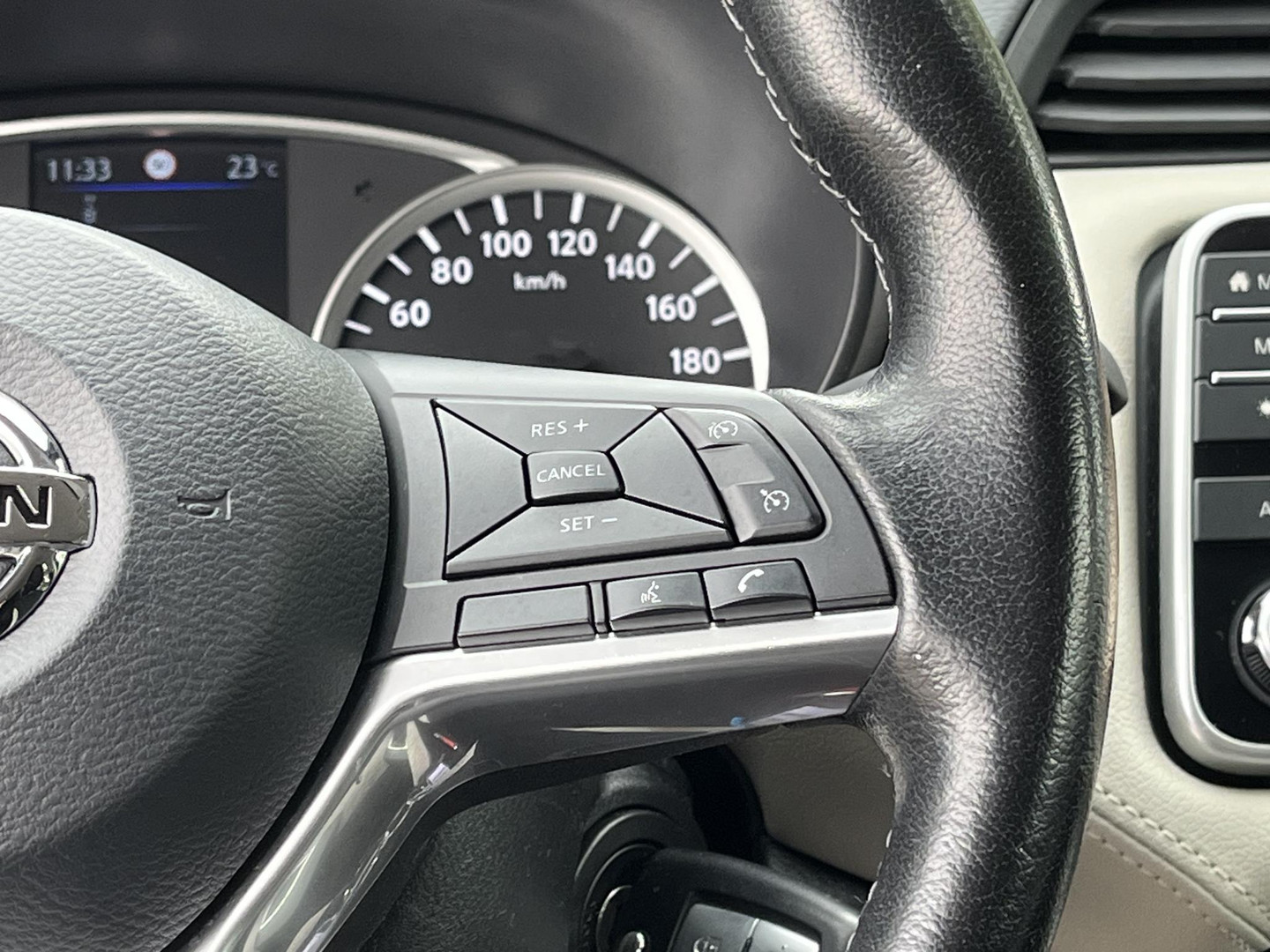 Nissan Nissan
