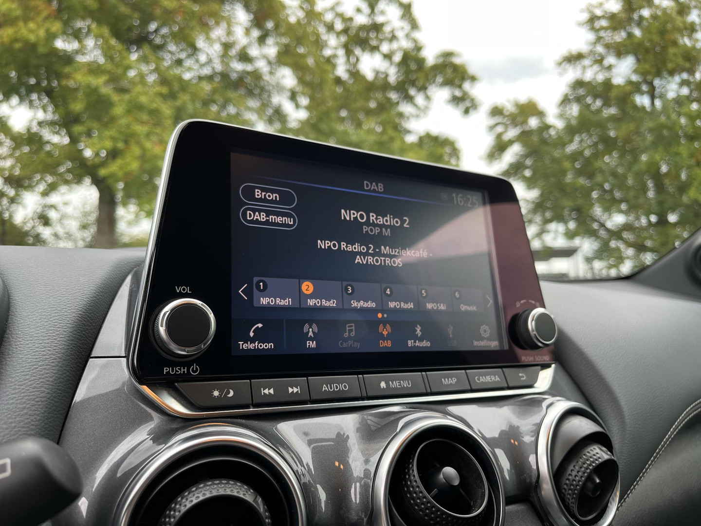 Nissan Nissan