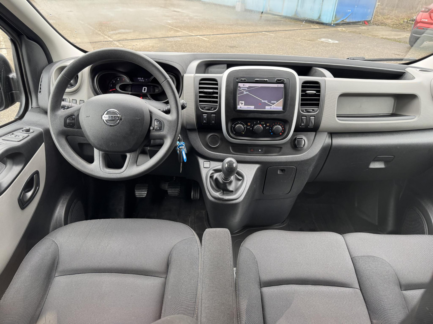 Nissan Nissan