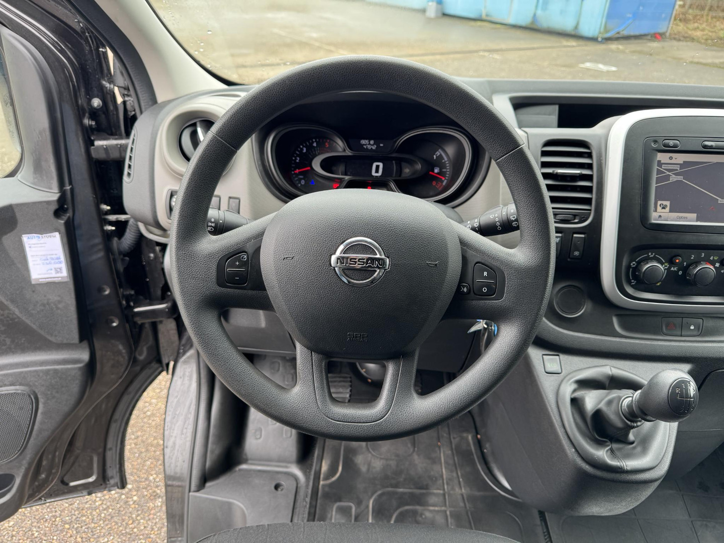 Nissan Nissan