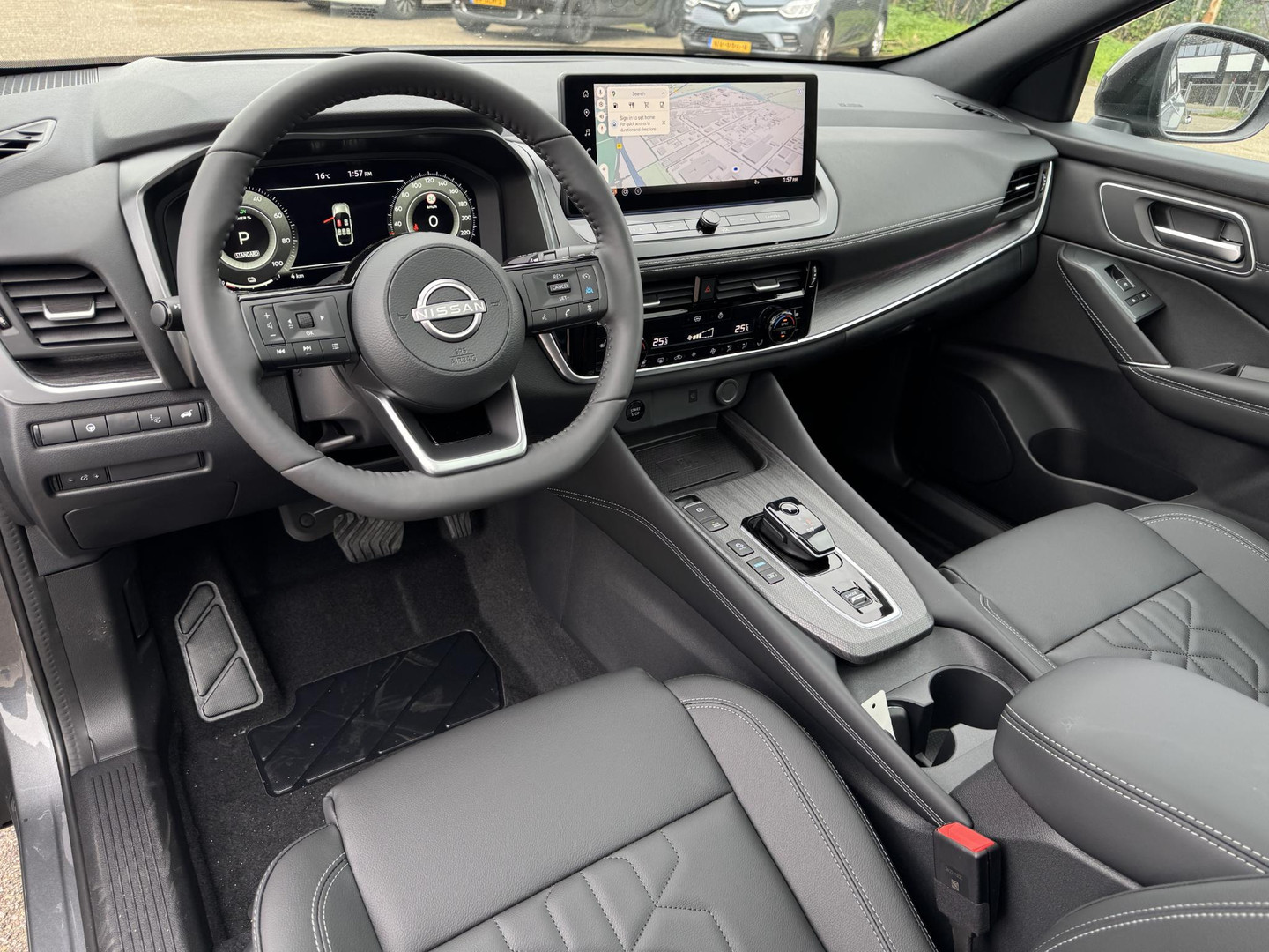 Nissan Nissan