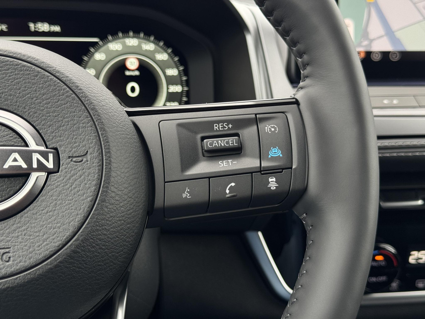 Nissan Nissan