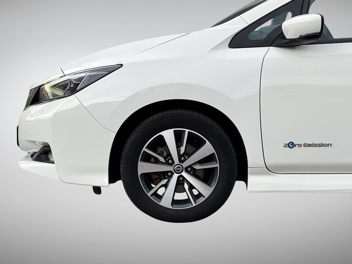 Nissan Nissan