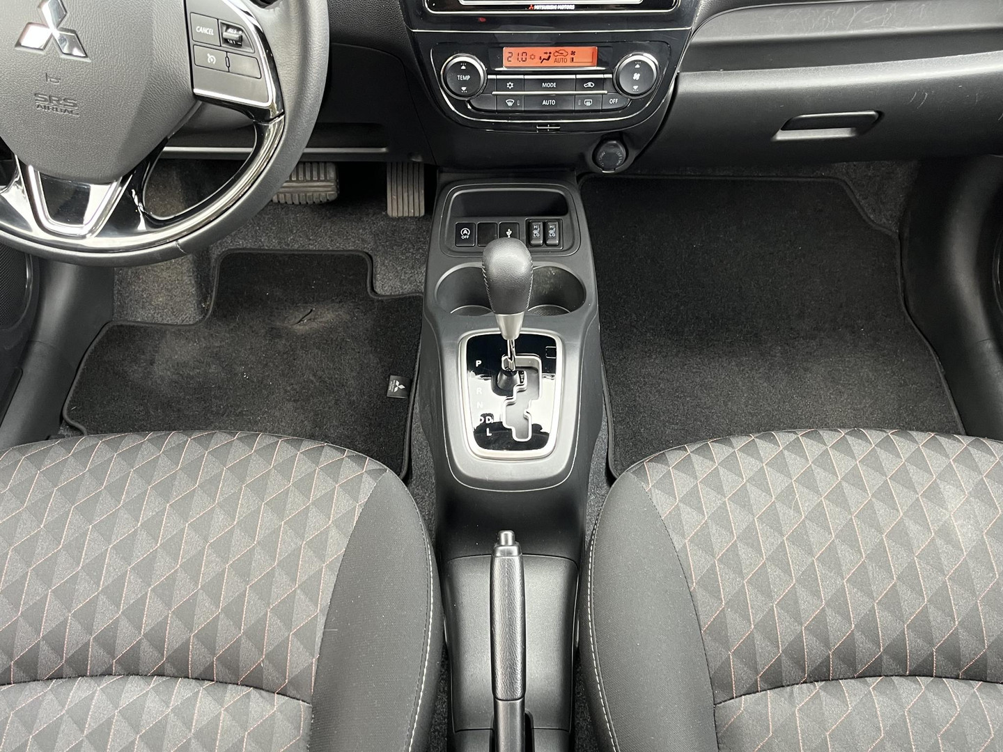 Mitsubishi Mitsubishi
