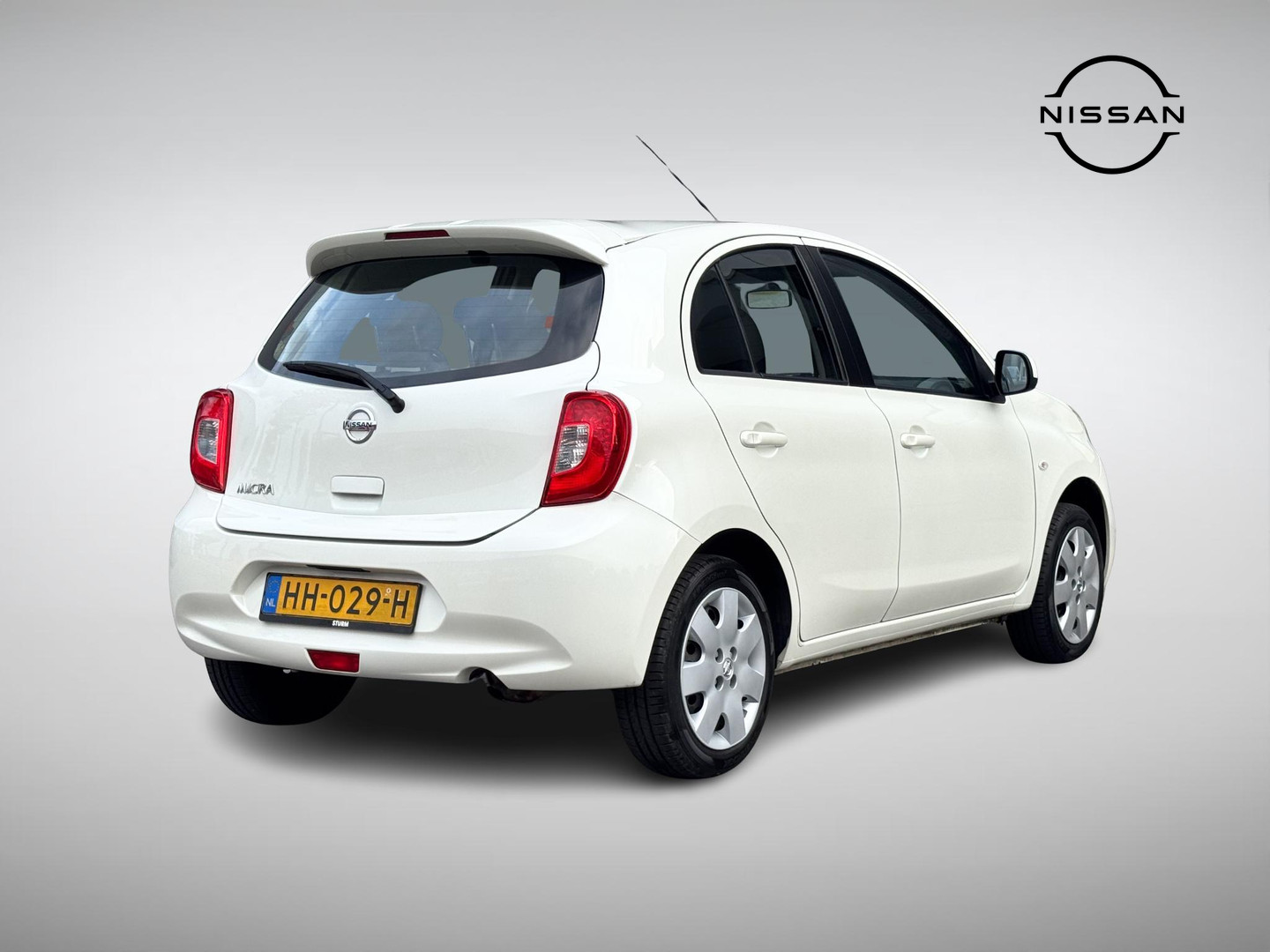 Nissan Nissan