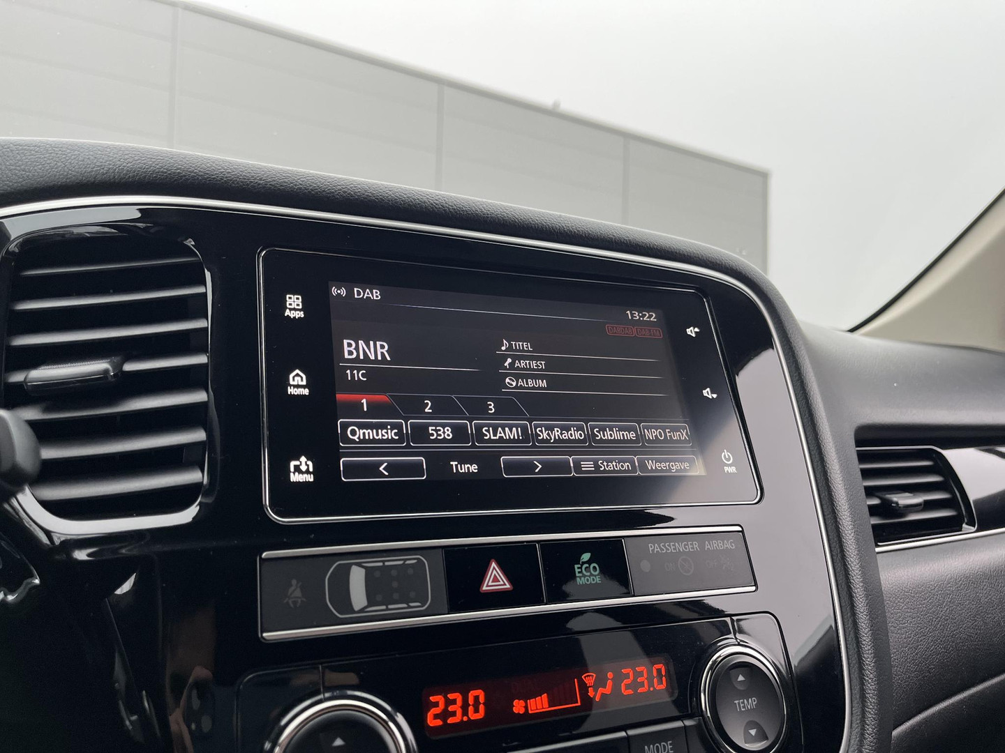 Mitsubishi Mitsubishi