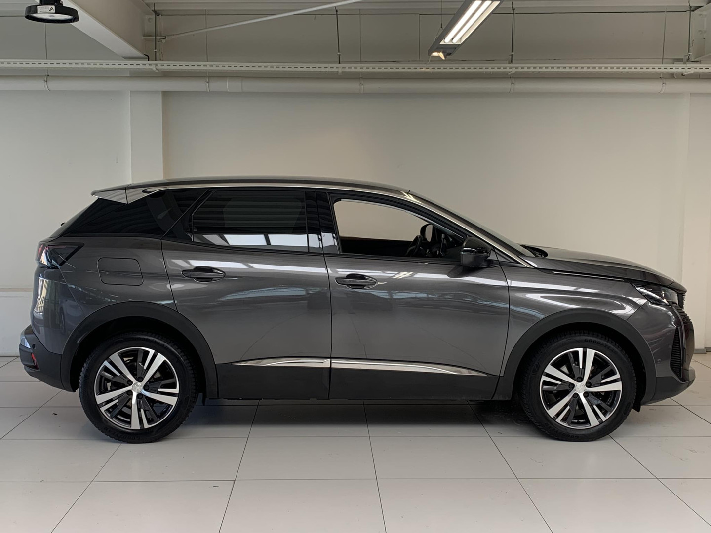 Peugeot Peugeot