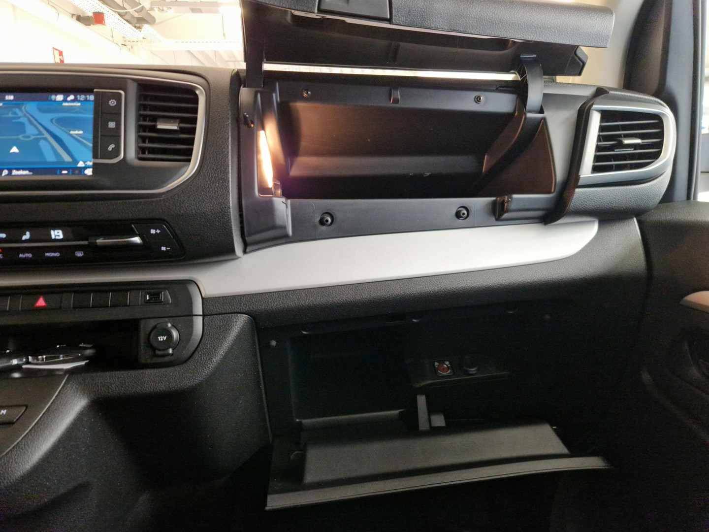 Peugeot Peugeot