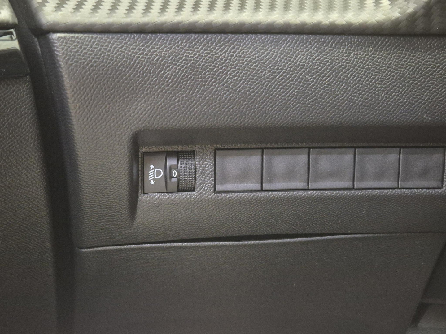 Peugeot Peugeot