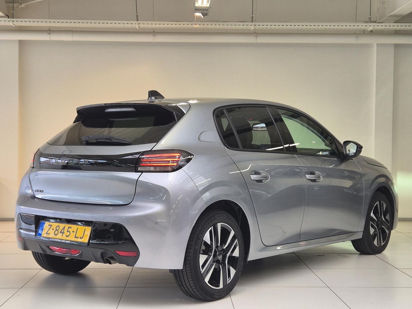 Peugeot Peugeot