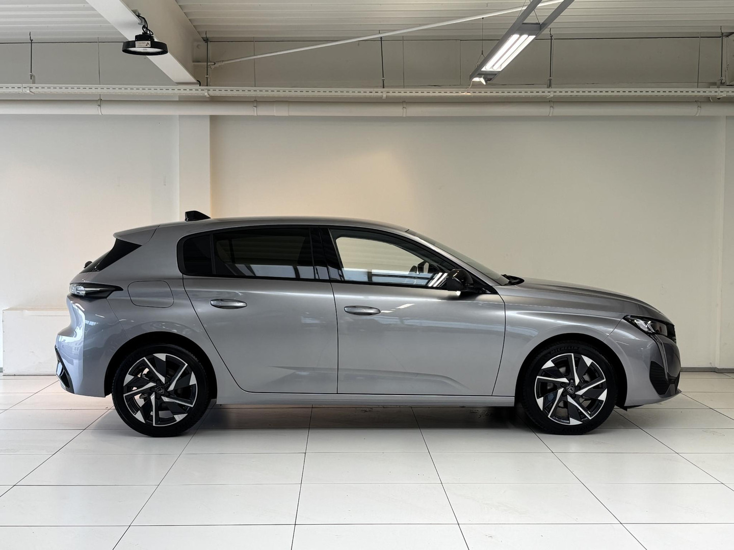 Peugeot Peugeot