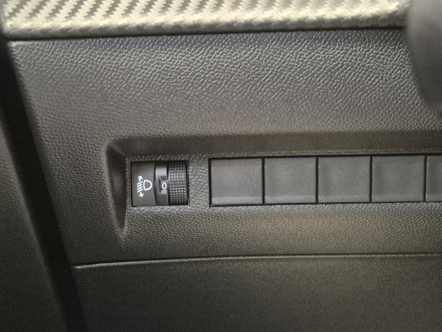 Peugeot Peugeot