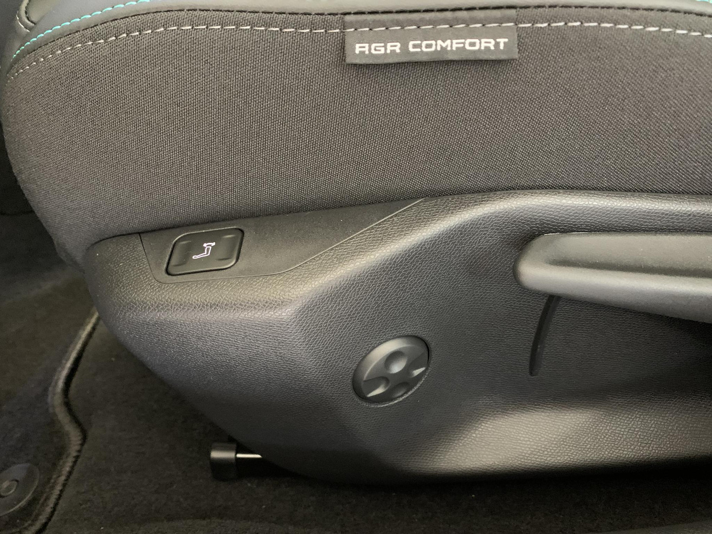 Peugeot Peugeot