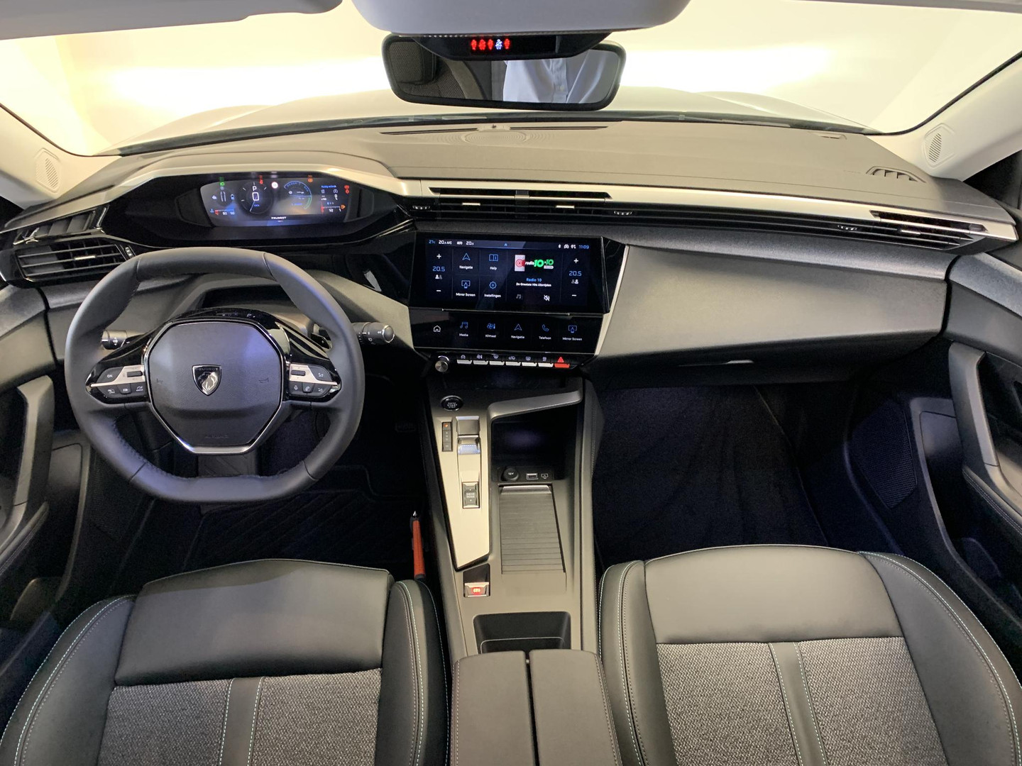 Peugeot Peugeot