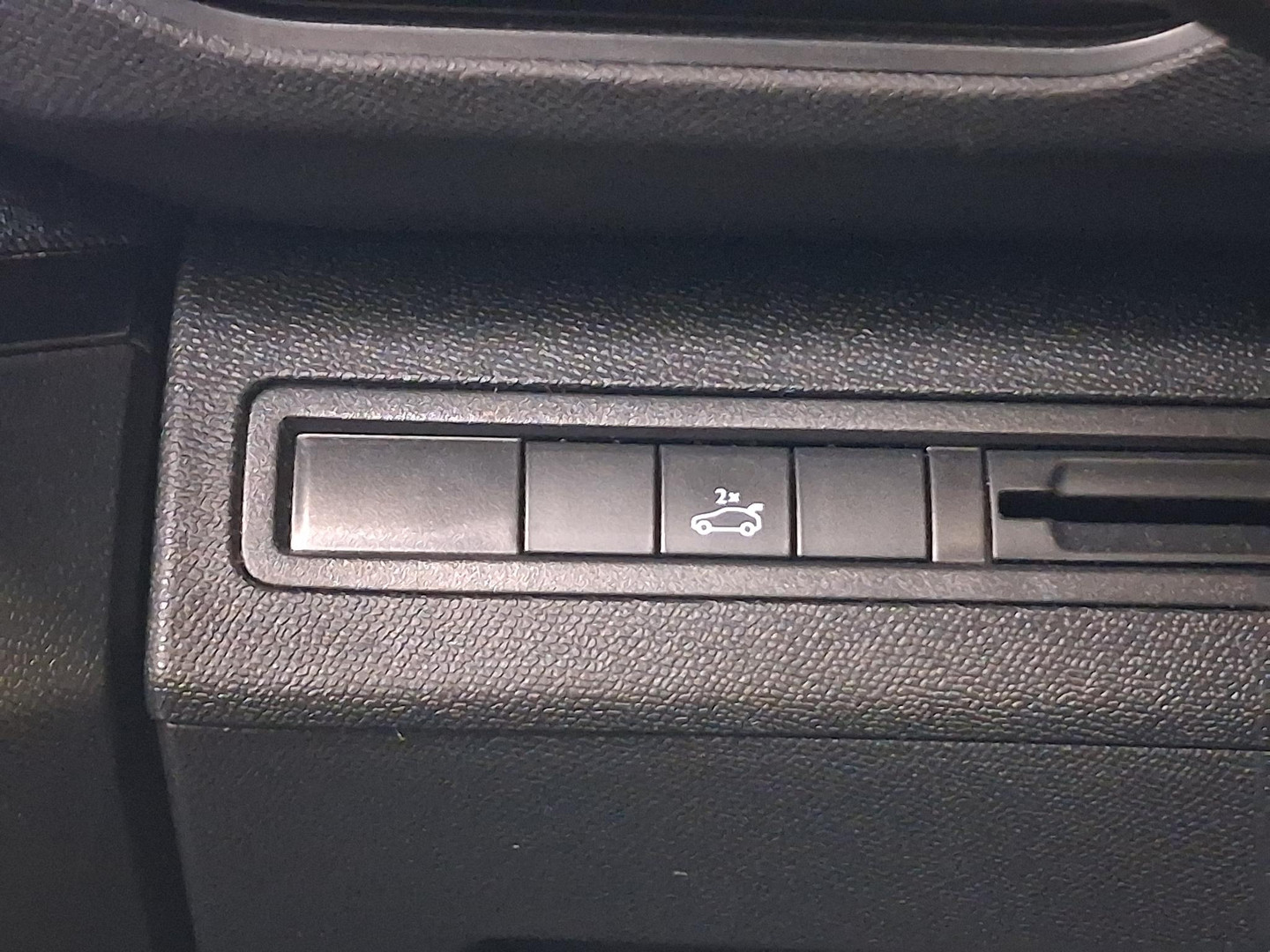 Peugeot Peugeot