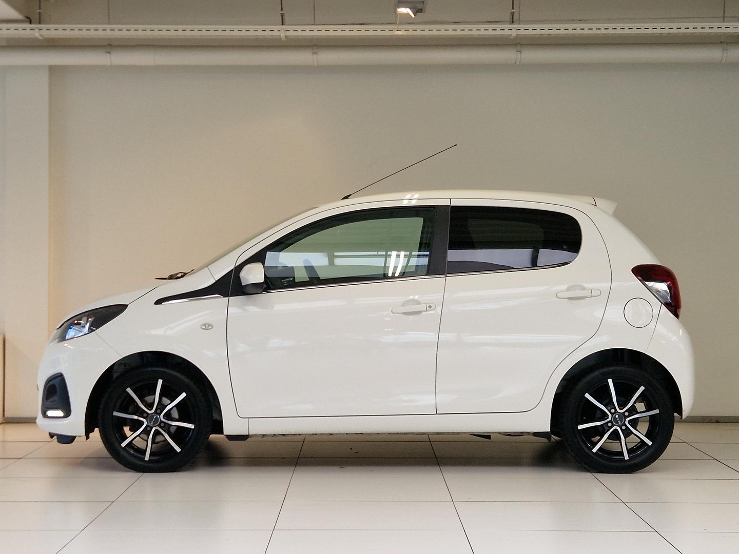 Peugeot