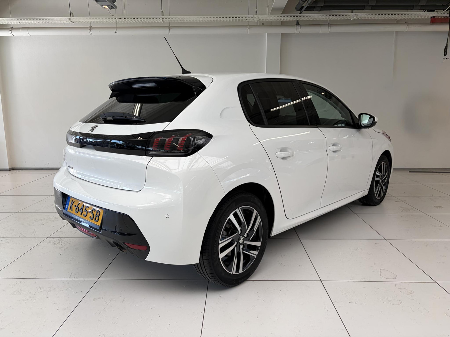 Peugeot Peugeot