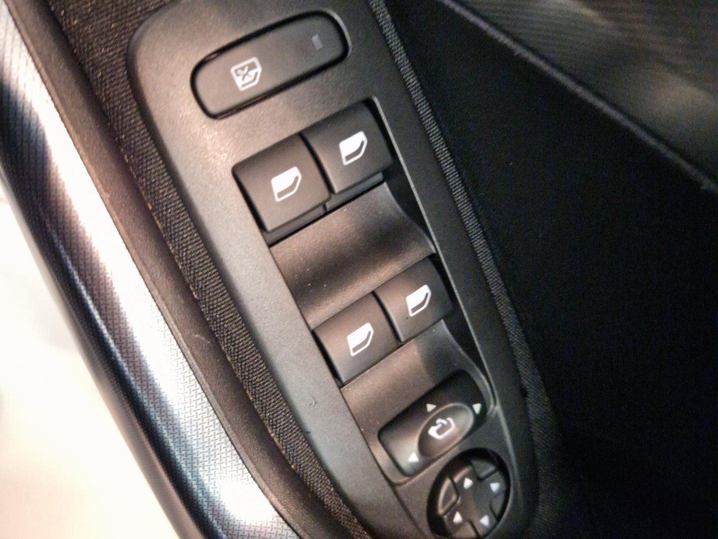Peugeot Peugeot
