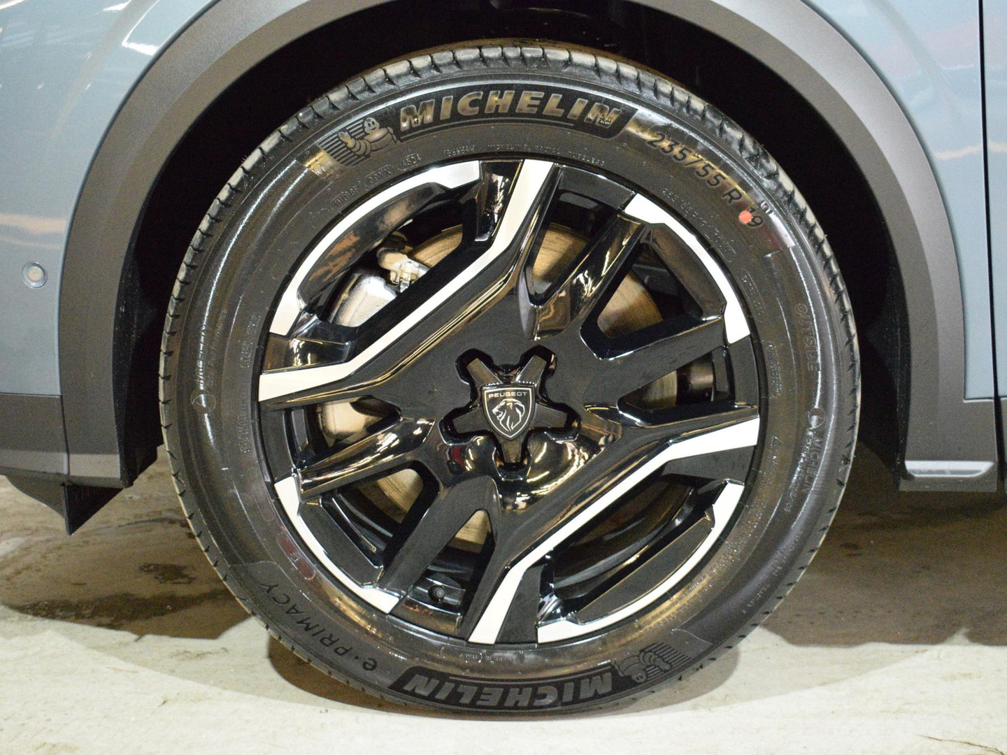 Peugeot Peugeot