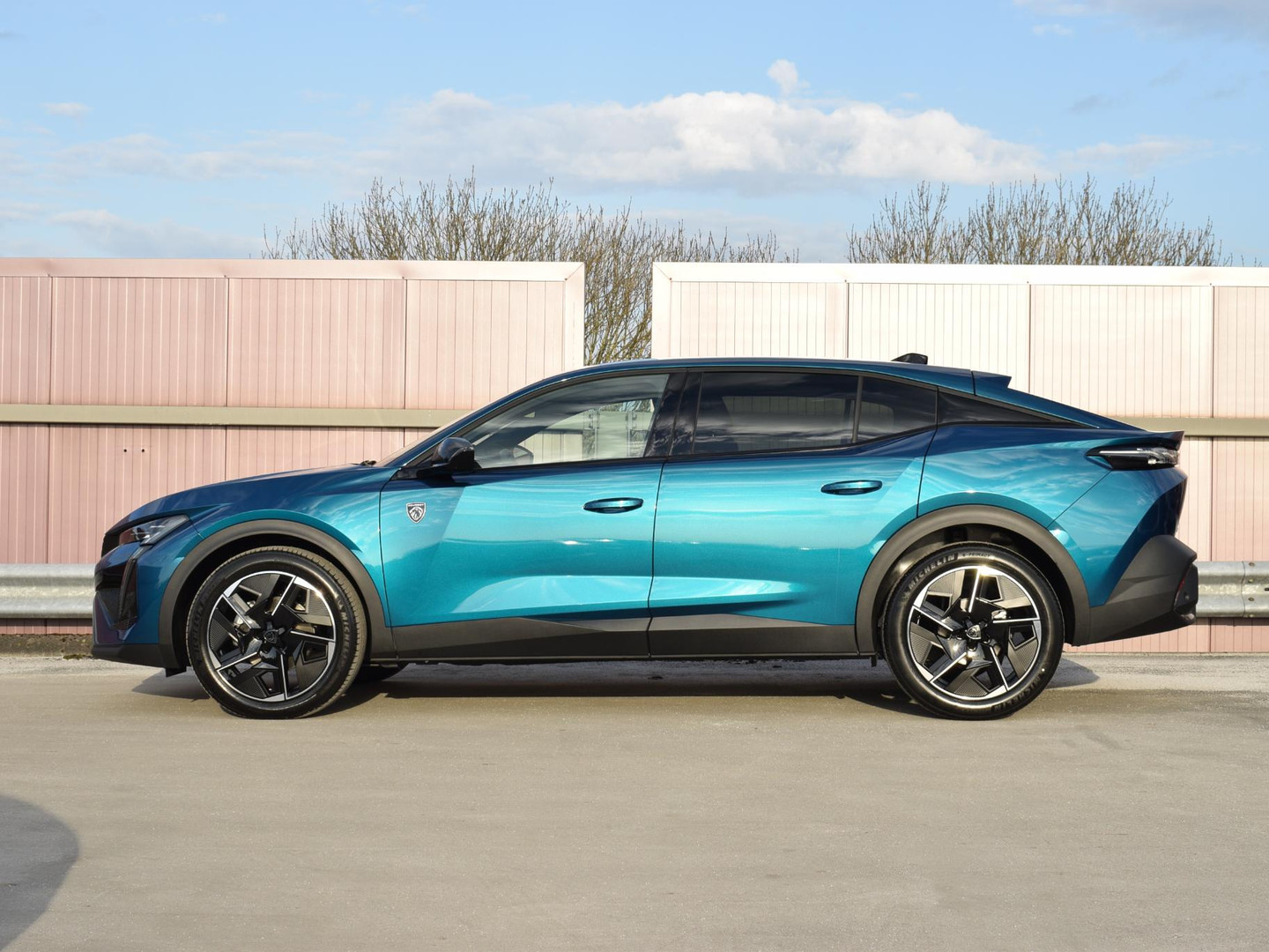 Peugeot Peugeot