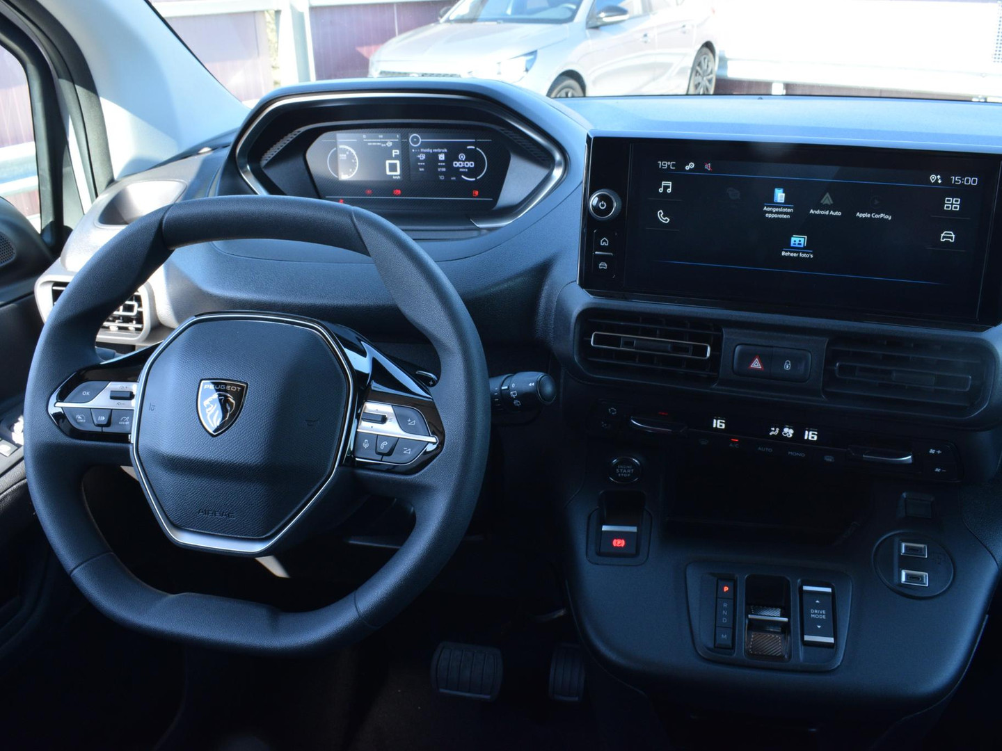 Peugeot Peugeot