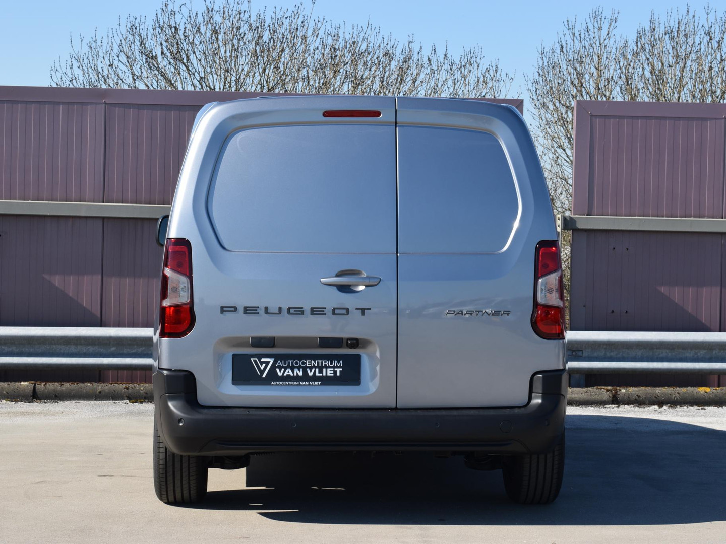 Peugeot Peugeot