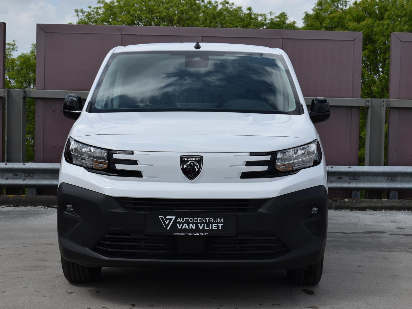 Peugeot Peugeot