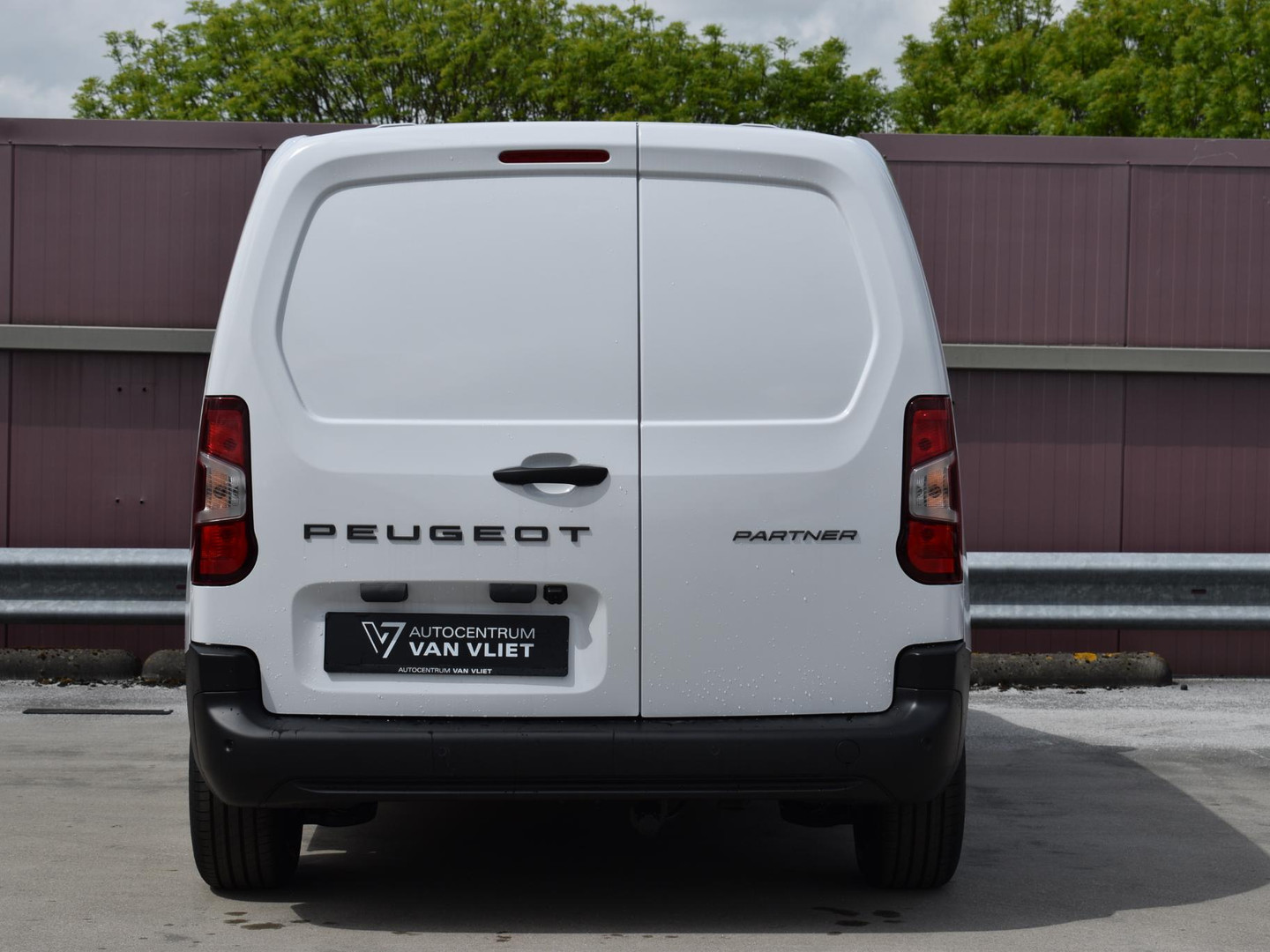 Peugeot Peugeot