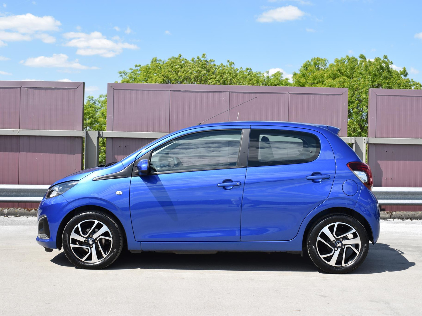 Peugeot Peugeot