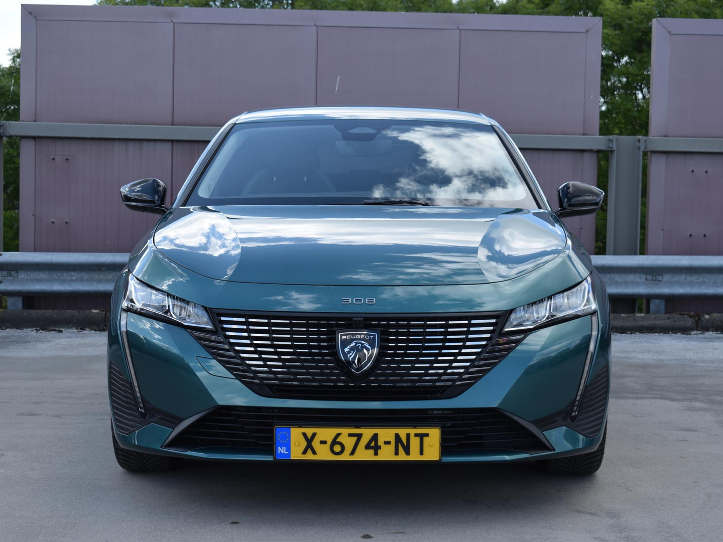 Peugeot Peugeot
