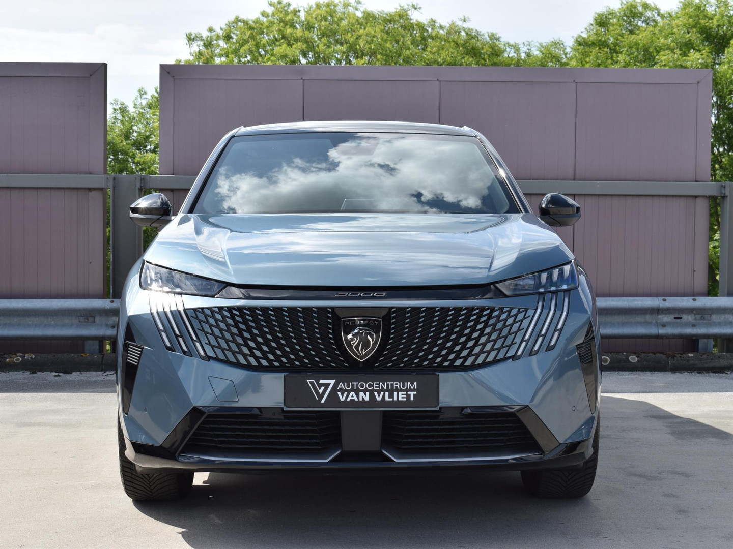 Peugeot Peugeot