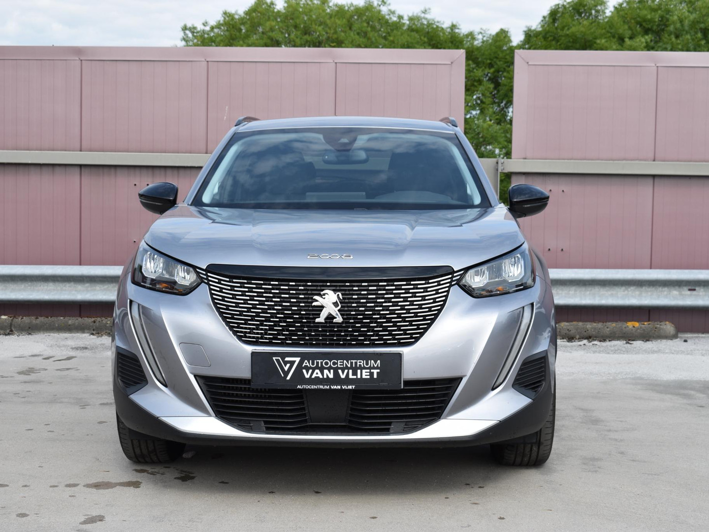 Peugeot Peugeot