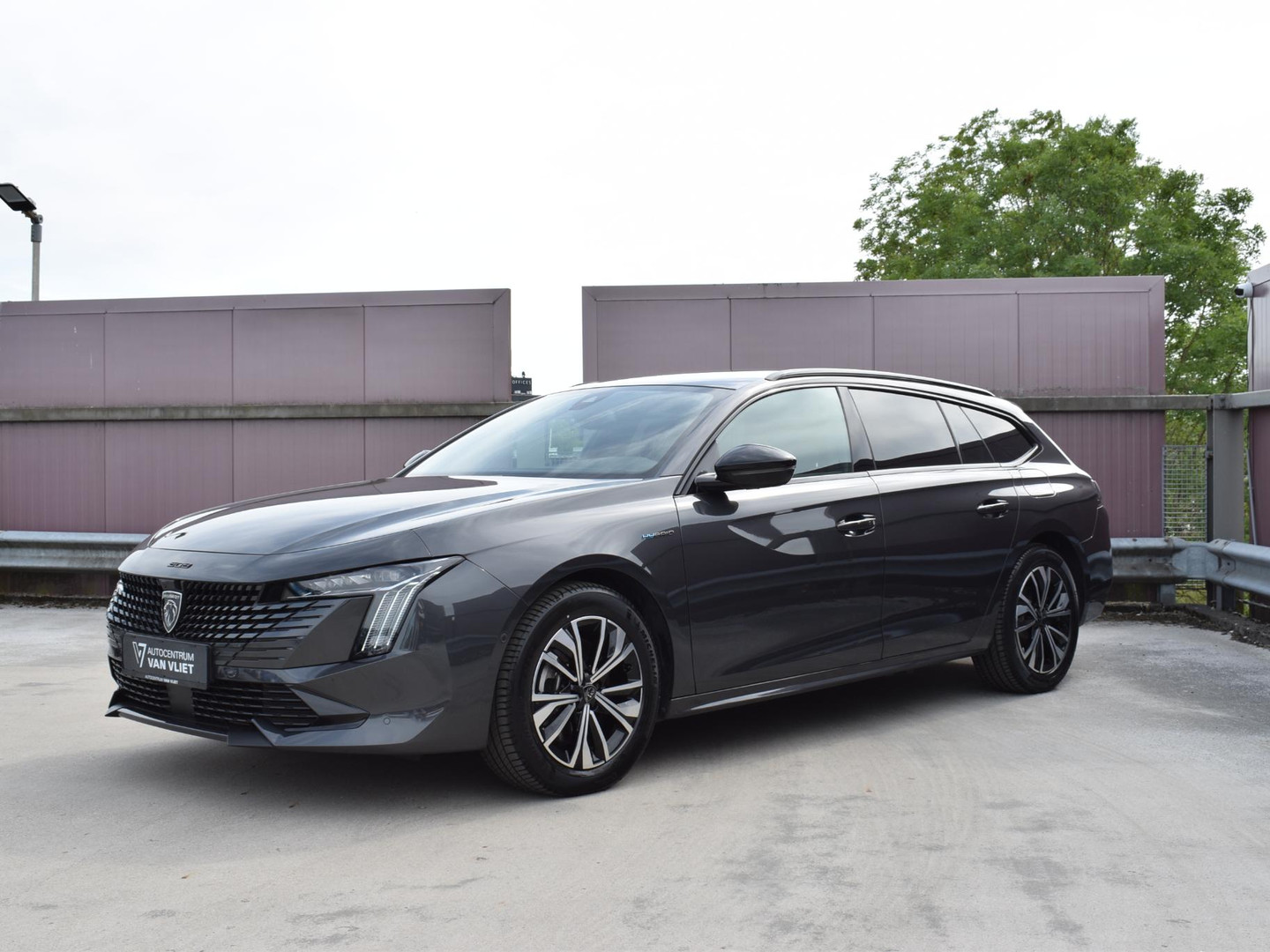 Peugeot Peugeot