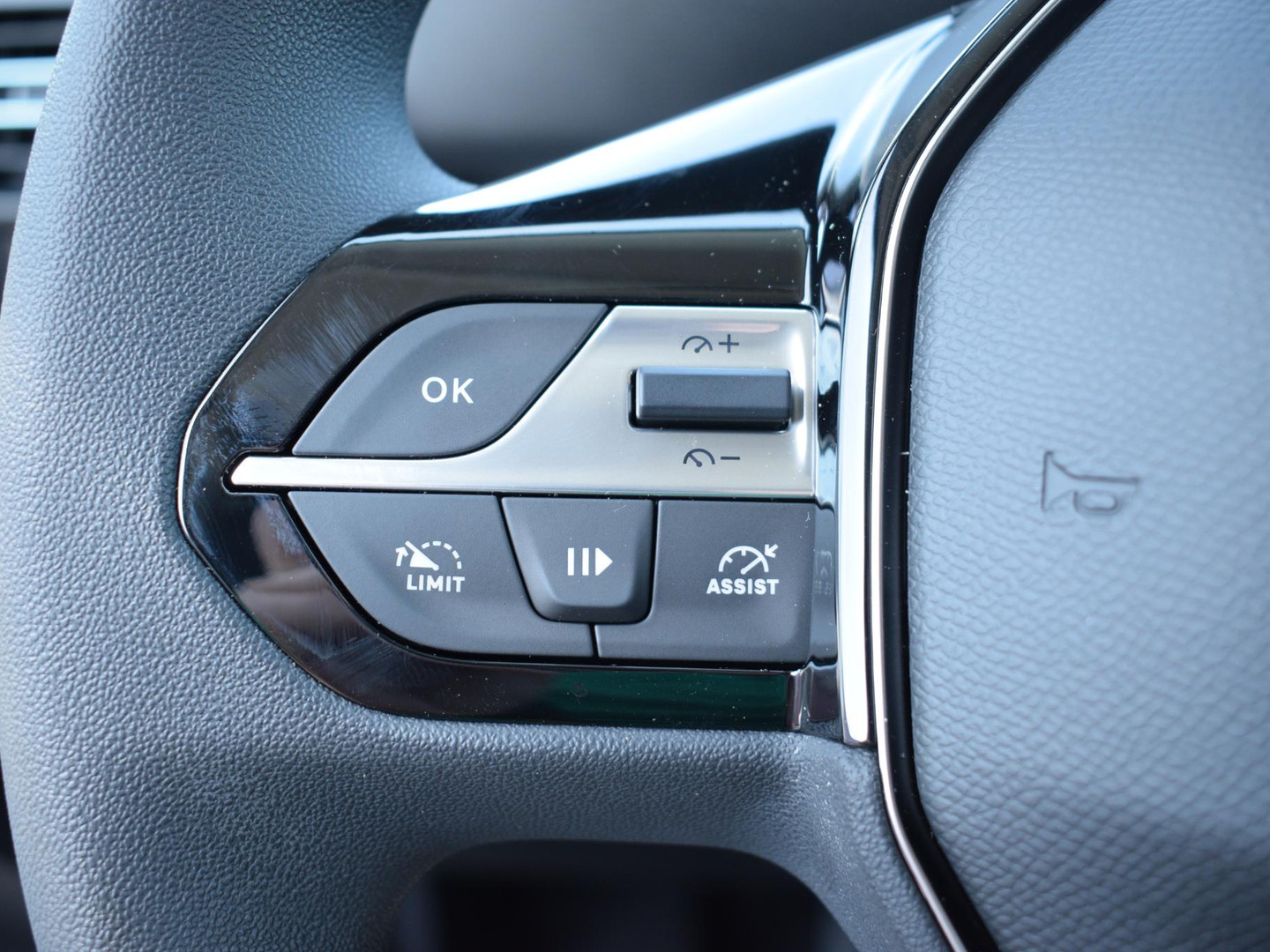 Peugeot Peugeot