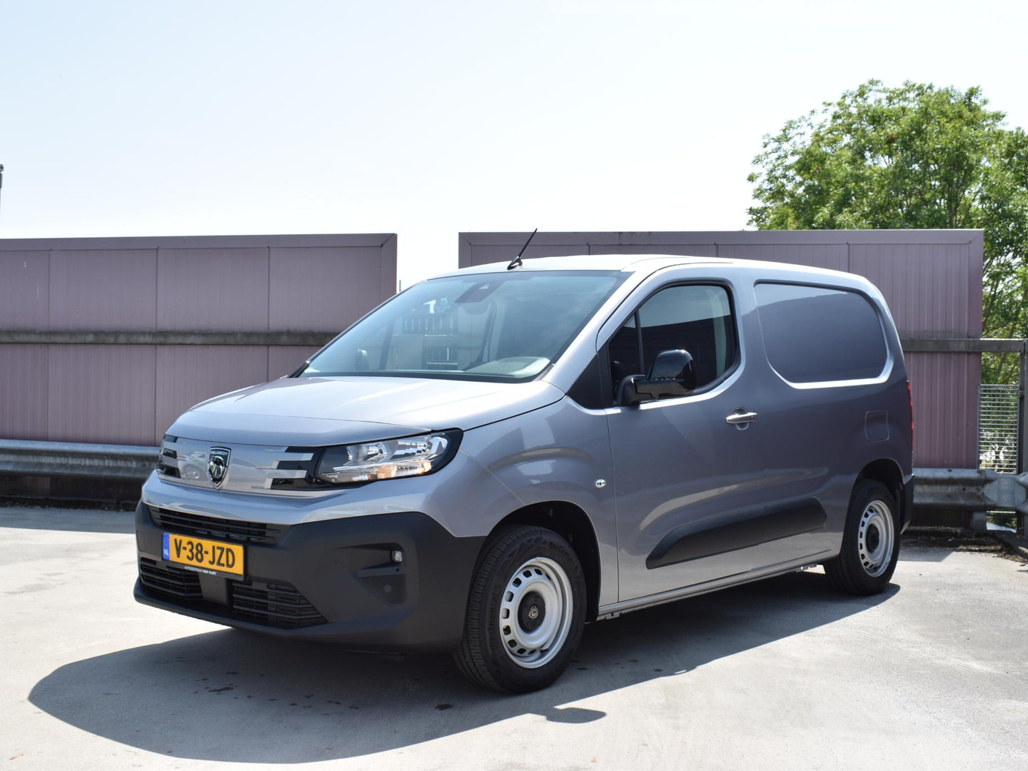 Peugeot Peugeot