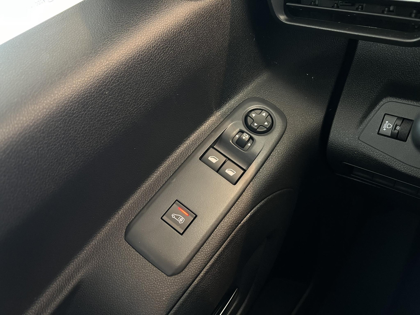 Peugeot Peugeot