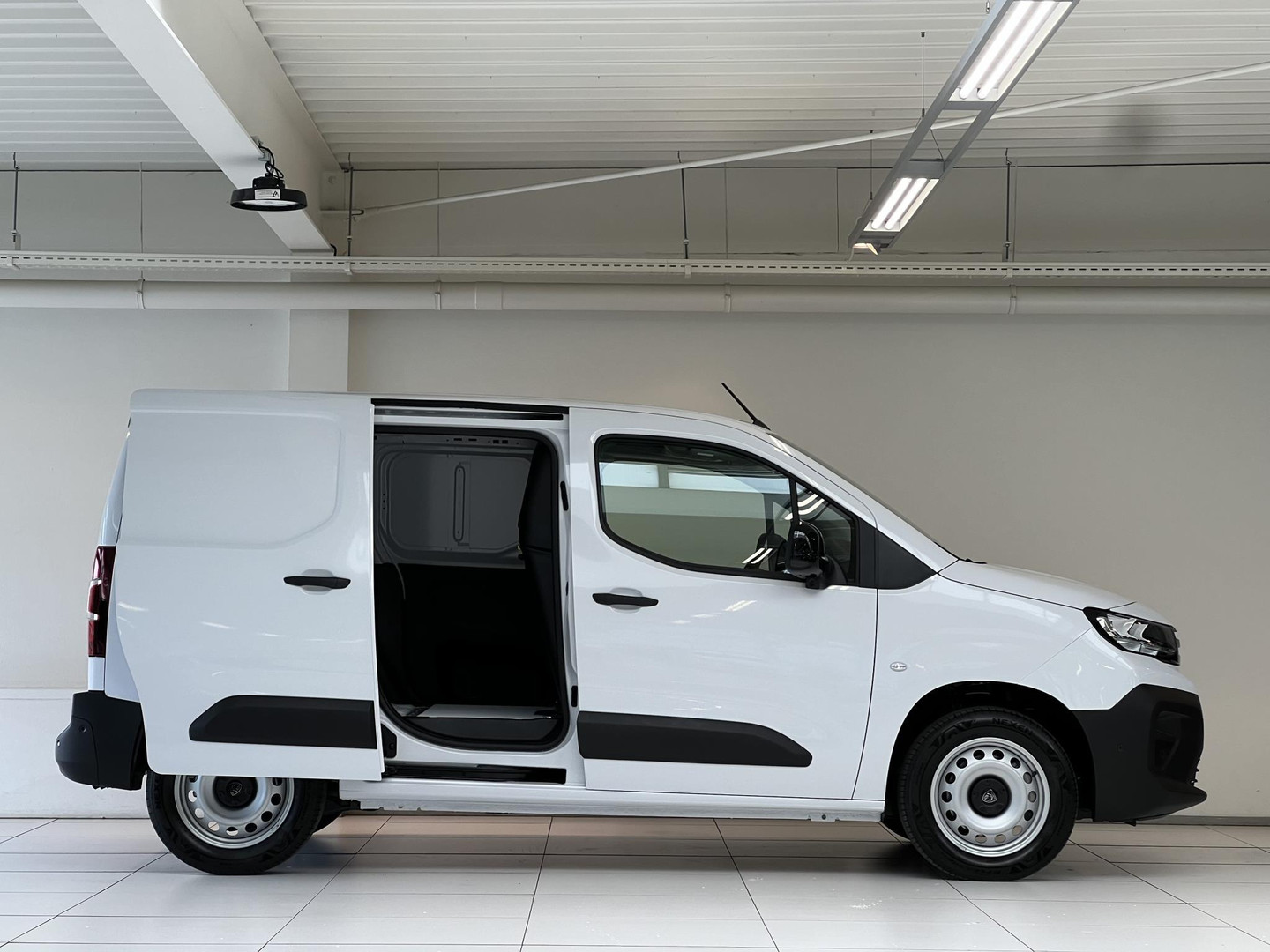 Peugeot Peugeot